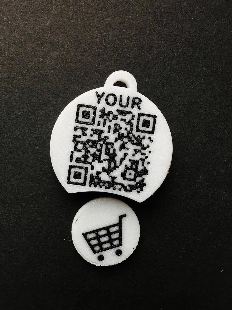Shopping Cart Token Keychain with QR by Silver MakerWorld: Download ...