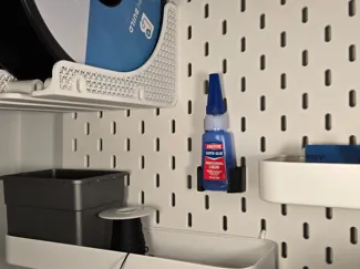 SKADIS attachment for loctite super glue