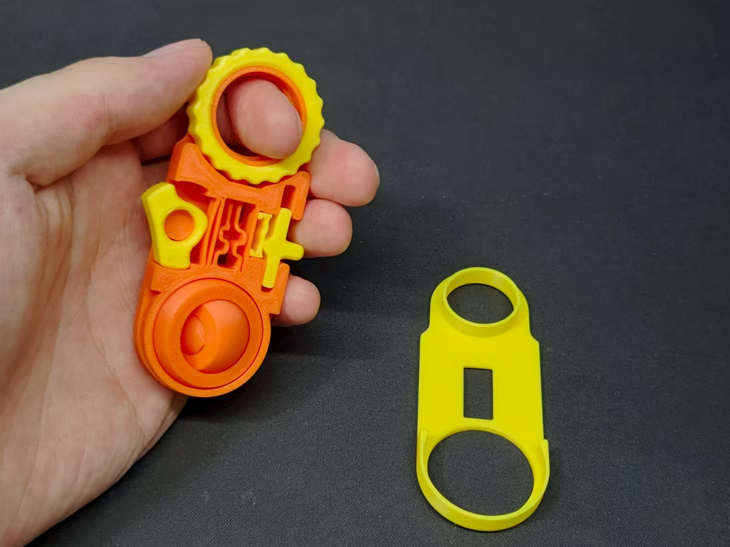 爽歪歪解压玩具四合一