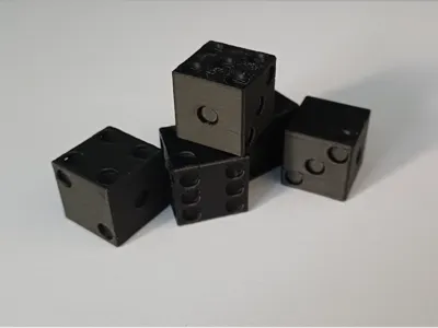 Dice clean - black