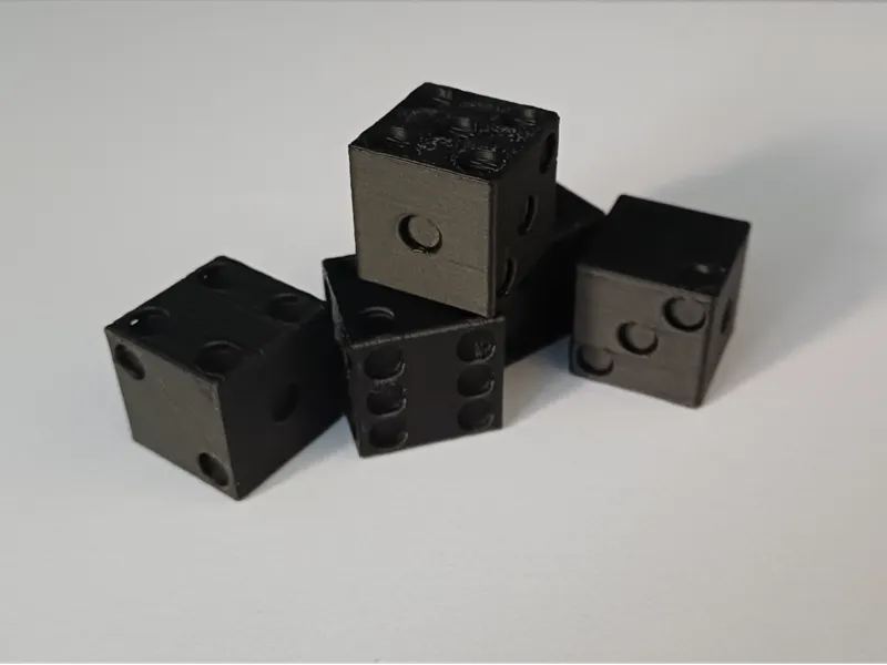 Dice clean - black