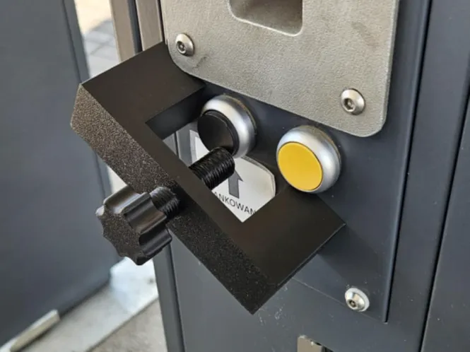 LPG Nozzle Support Clamp – Hands-Free Refueling