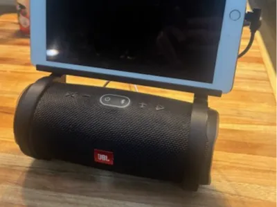 iPad Boombox