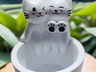 Cat tea light holder