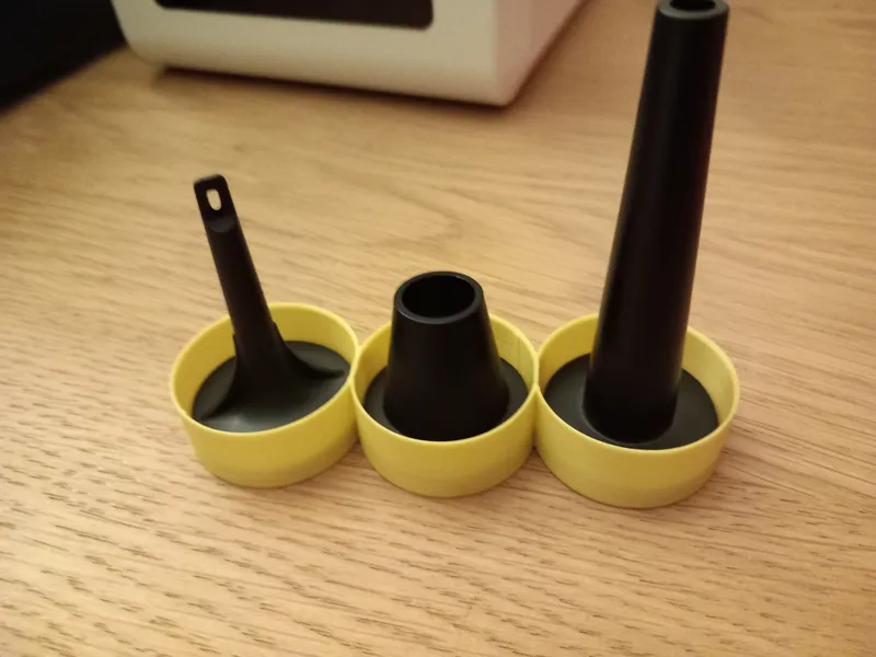 Hoto blower attachment holder