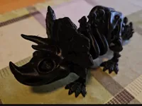 Figurine Tricératops — photo 1
