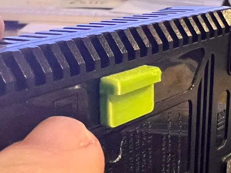 Hearing Aid Box Handle