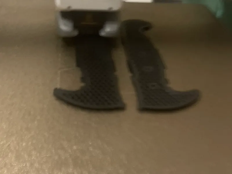 Knife handle