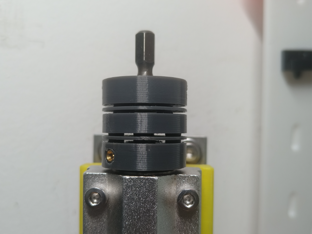 双膜片联轴器轴尺寸可调