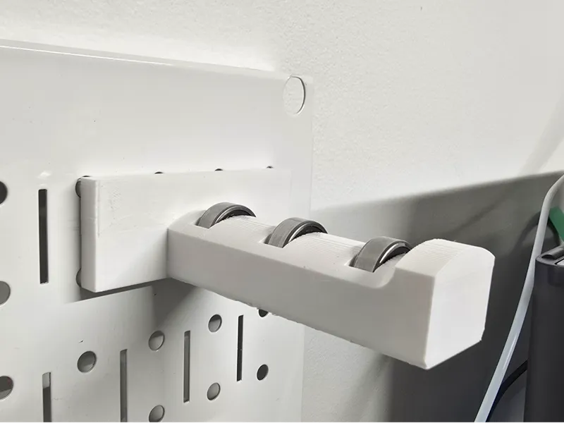 Spool Holder for metal Pegboard, HD, with bearings