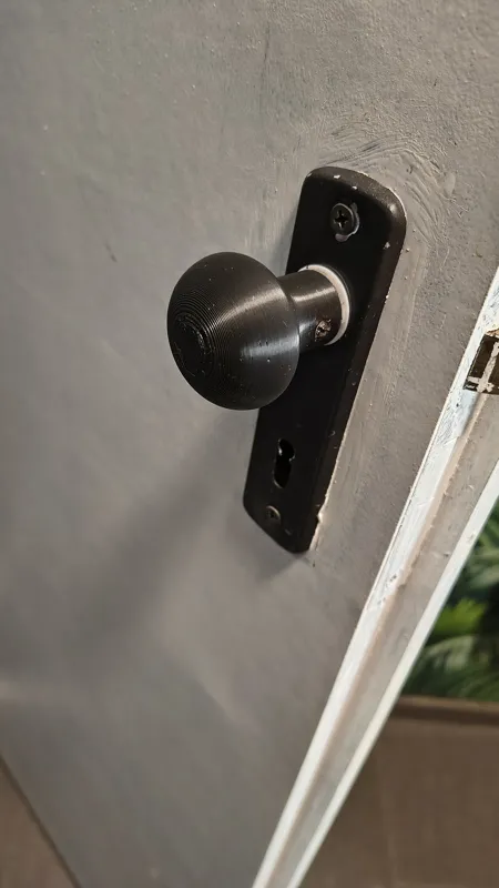 Round door knob for 8mm shaft w/ screw