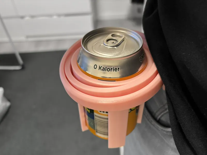 Gyroscopic Can Holder