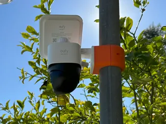 Eufy S340 pole mount
