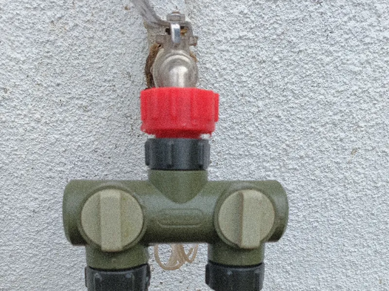 1" female to 3/4" male garden hose connetor