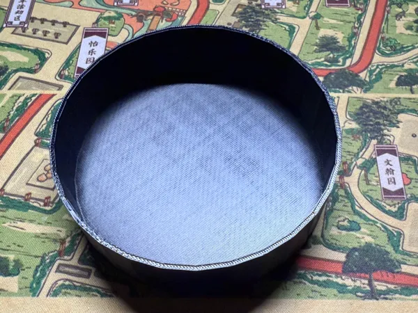 Plateau rond pour bracelets de perles