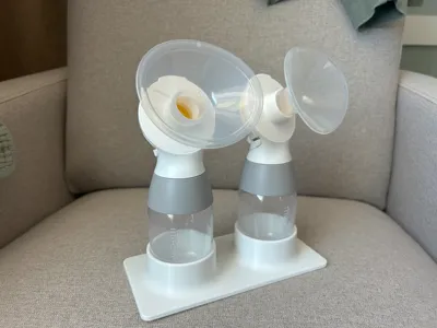 Medela Breastfeeding Bottle Holder