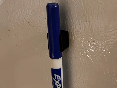 Whiteboard Marker Magnet Clip