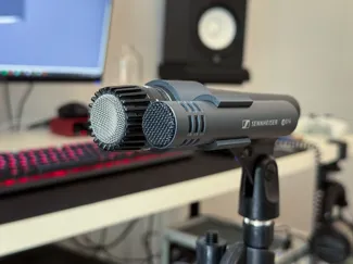Shure SM57 + SDC Mic Clip (19mm)