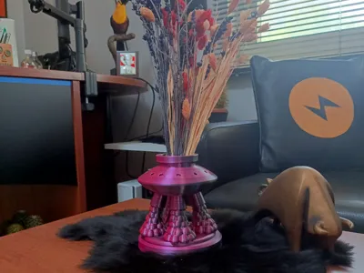 UFO Vase UFX001