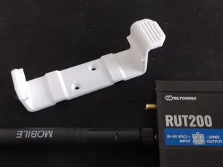 RUT200 Wall Mount