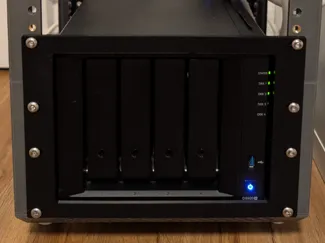 4U 10 inch rack DS920+ Backplate Mod for Labrax