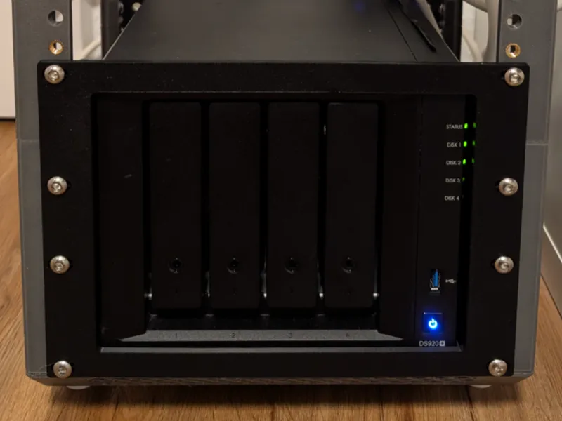 4U 10 inch rack DS920+ Backplate Mod for Labrax