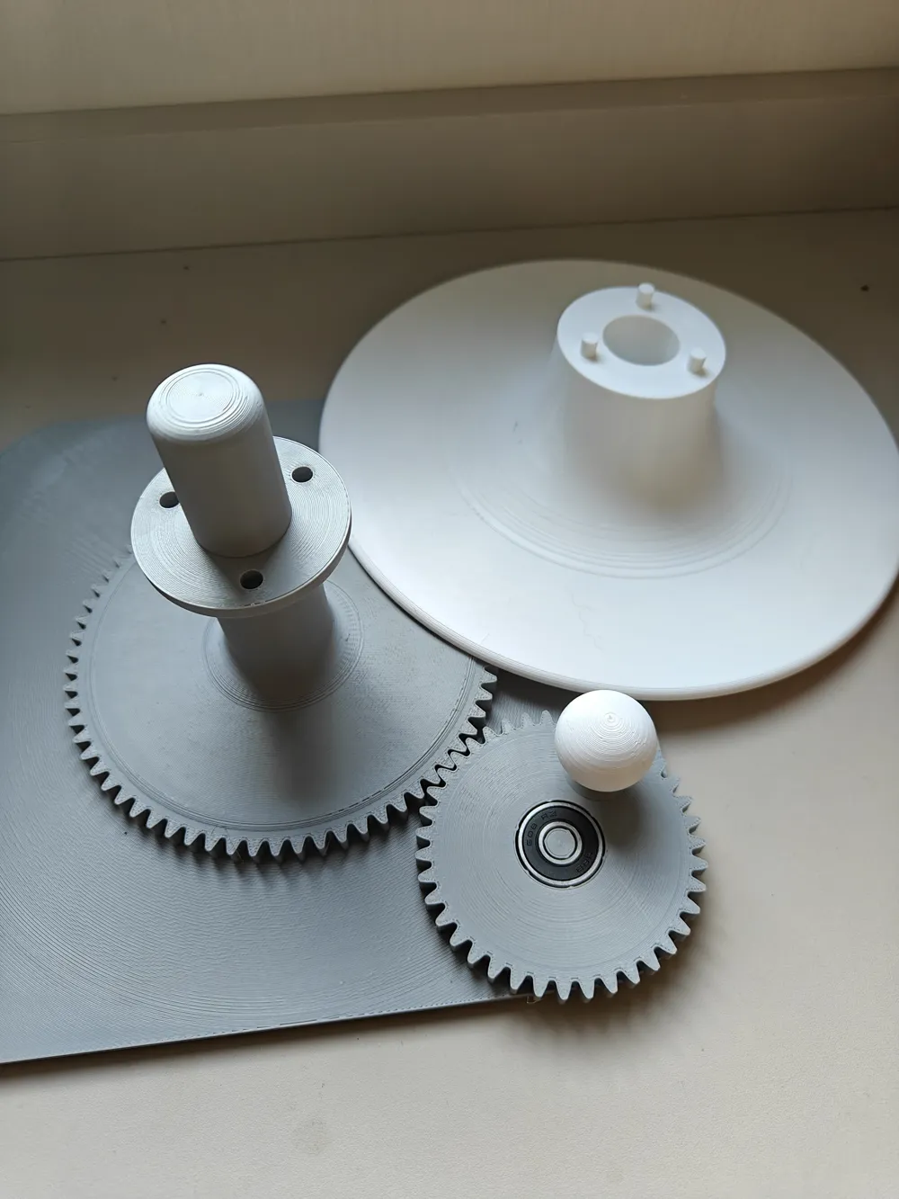 Mechanical Rotating Display Stand (Bearing Improved Version) Remixed by ...