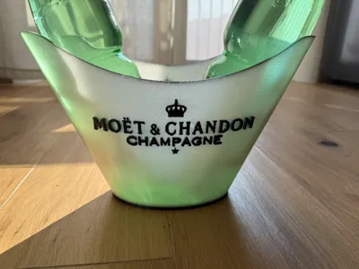 Ice bucket