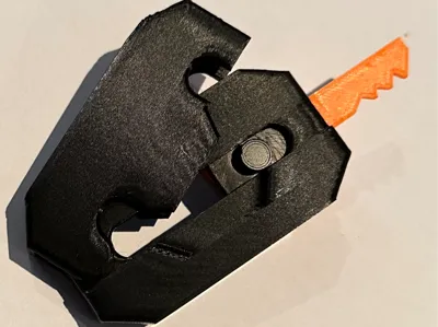 Gravity Keyholder
