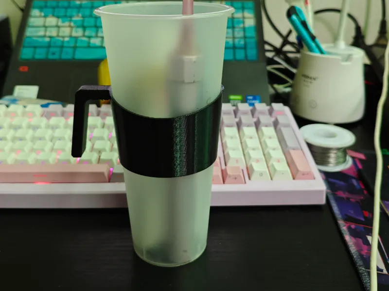 奶茶杯变漱口杯