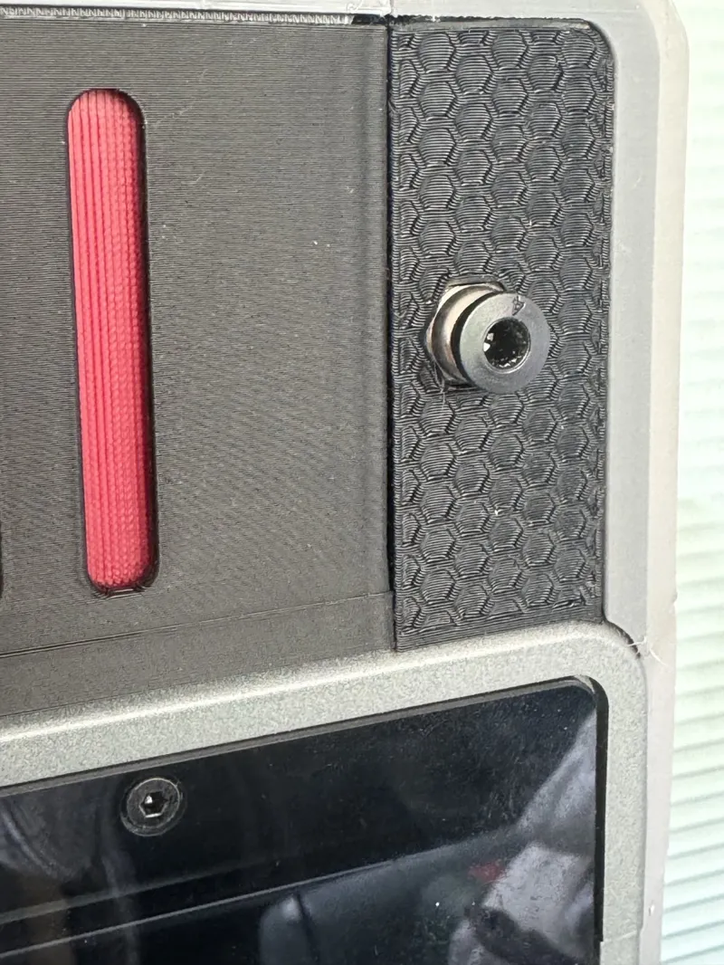 Wall Corner with PTFE connector mount