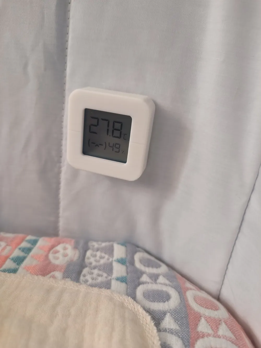 Humid Crib Mijia Temperature and Humidity Monitor - (Crib) Magnetic Version - Free ...