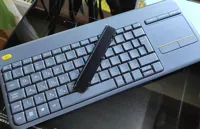 Cache-piles pour Logitech K400+ — photo 1