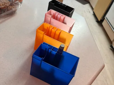 Insulin V2 Pen Size Storage Container (Four Pens)