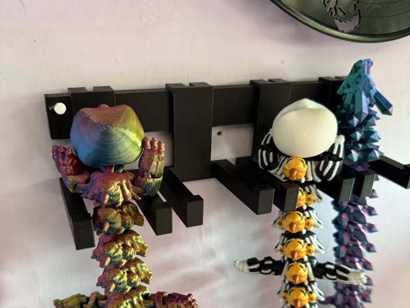 Wall mounted Dragon Stand.