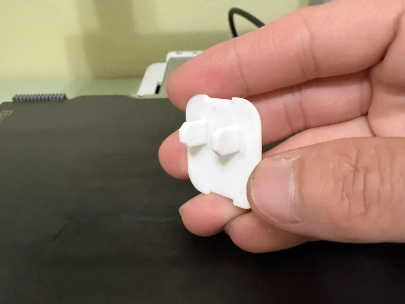 US-Outlet Safety Cover
