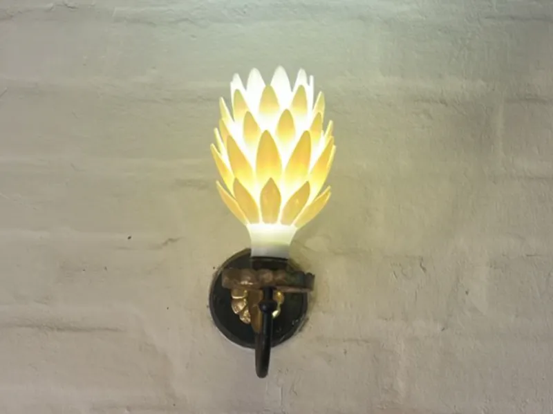 Protea Flower Lamp 