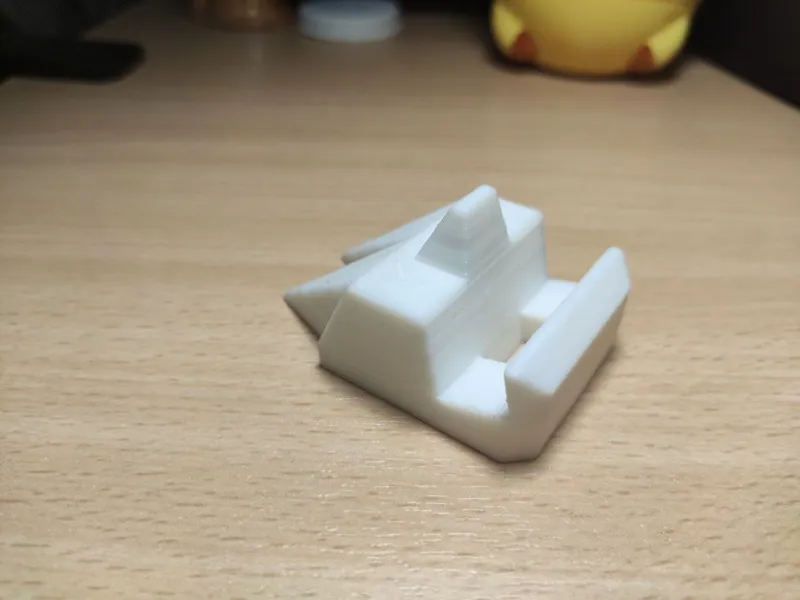 Simple Phone Stand