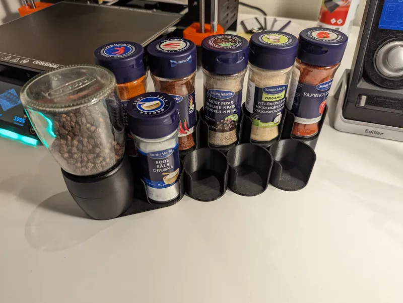 Simple Spice Rack