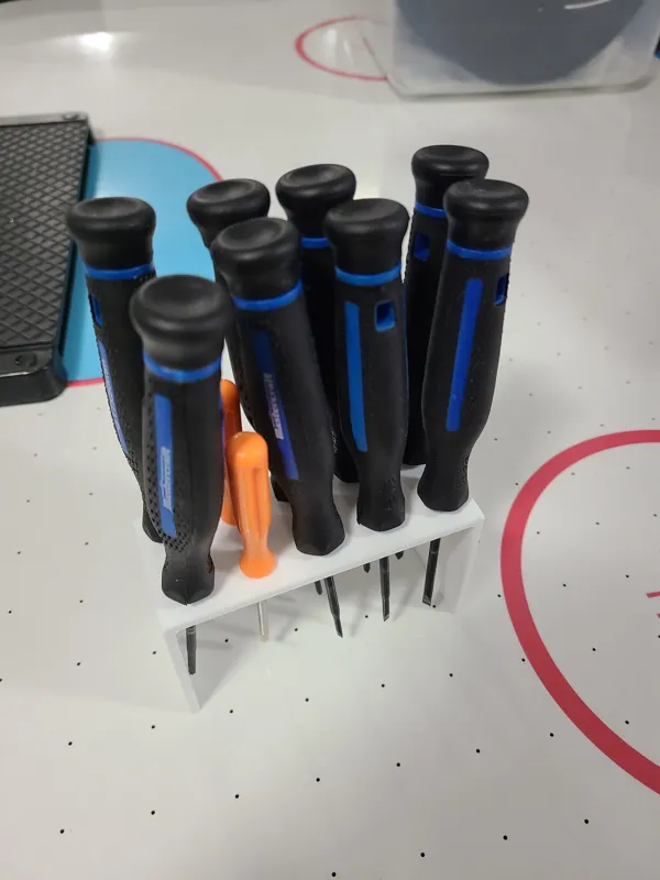 Small Screw Driver Stand