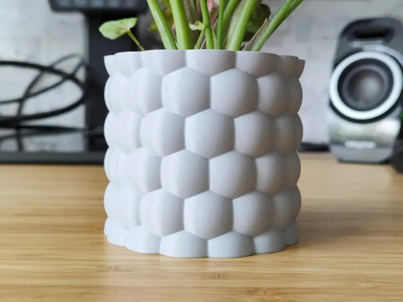 Flower pot