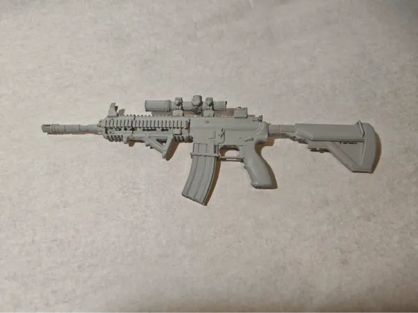 Maquette d'arme factice HK416 (échelle réduite)