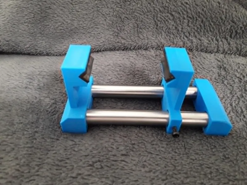 PCB holder tool