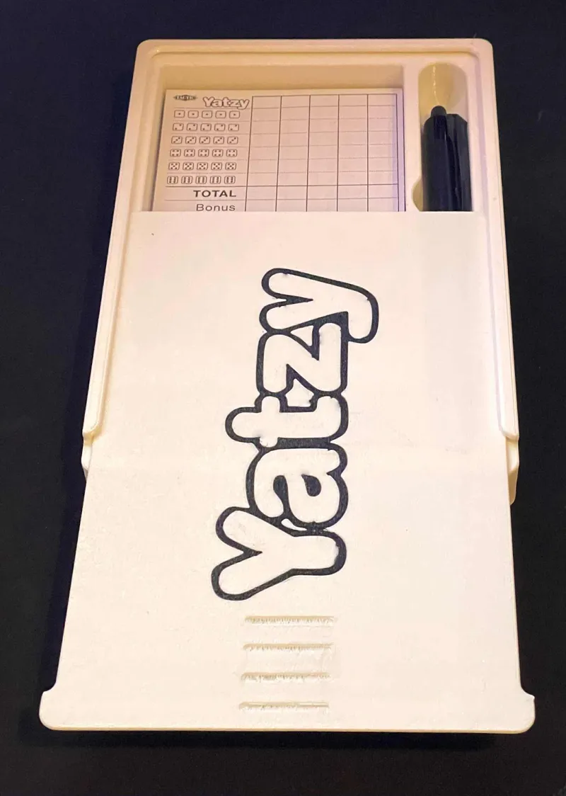 Yatzy game box