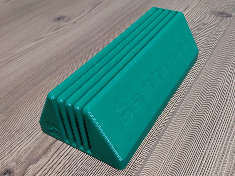 Build plate holder