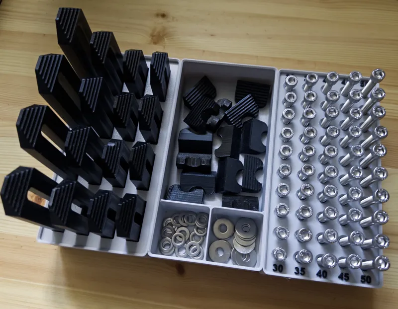 Gridfinity step clamp holder