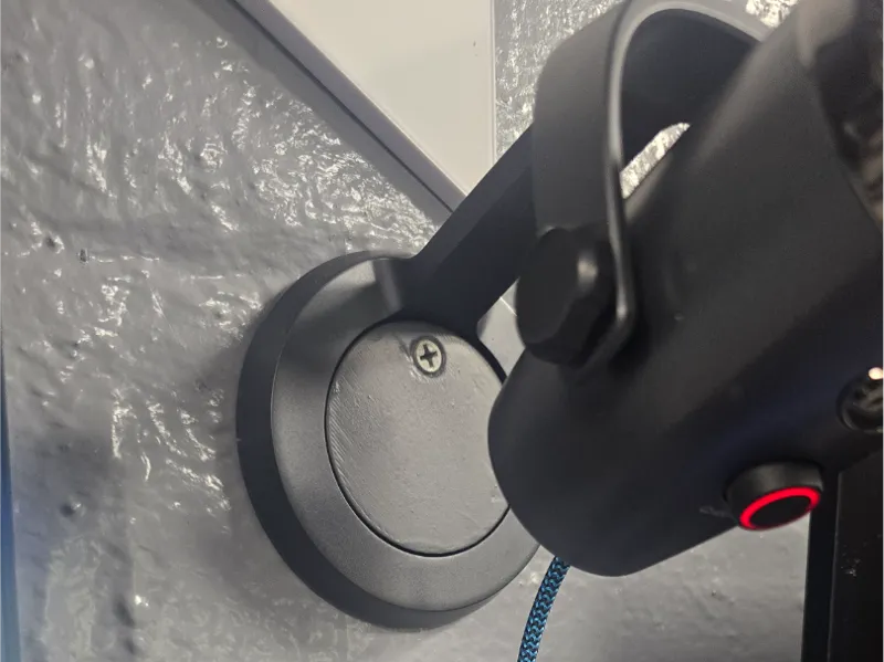blue yeti mic mount