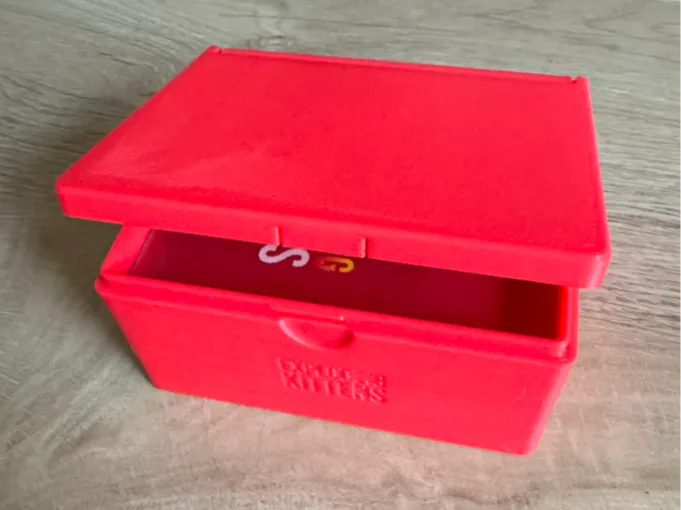 Print-in-place Parametric Card box (Closed lid)