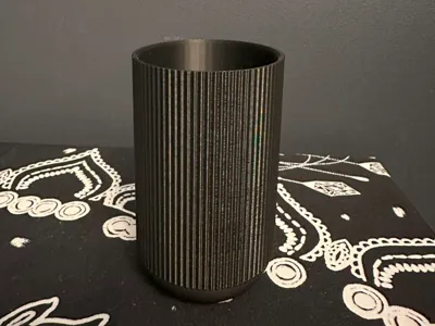 Textured Cylindrical Pen Holder – Ribbed Design
