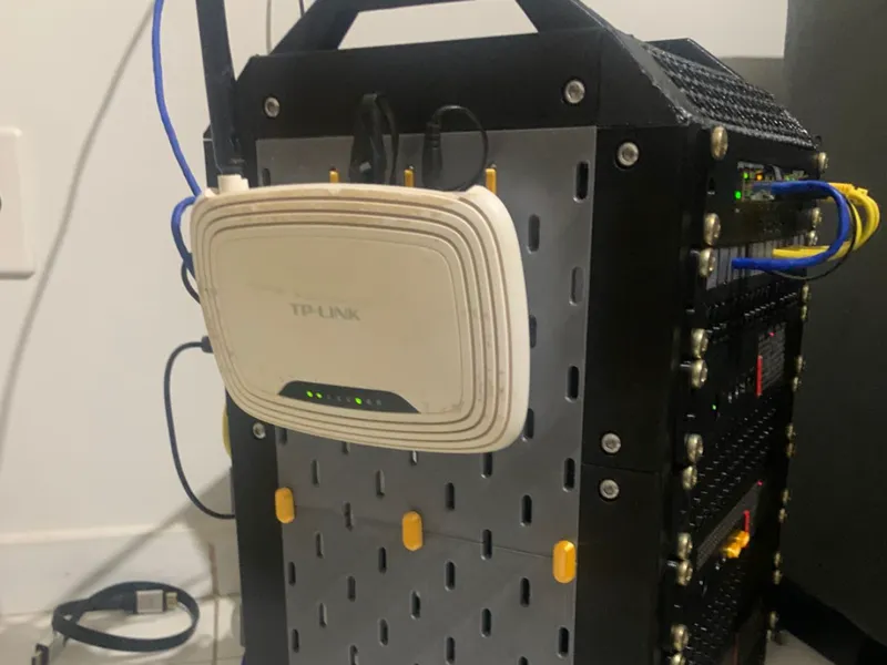 Suport Skadis for TPLINK WR740N